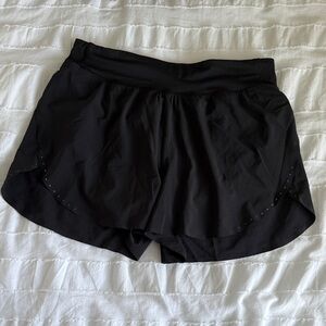 Lululemon Fast and Free High-Rise Classic-Fit Split Short 3” - Size: 8